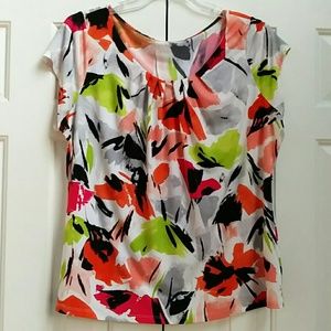 Pretty short sleeve top